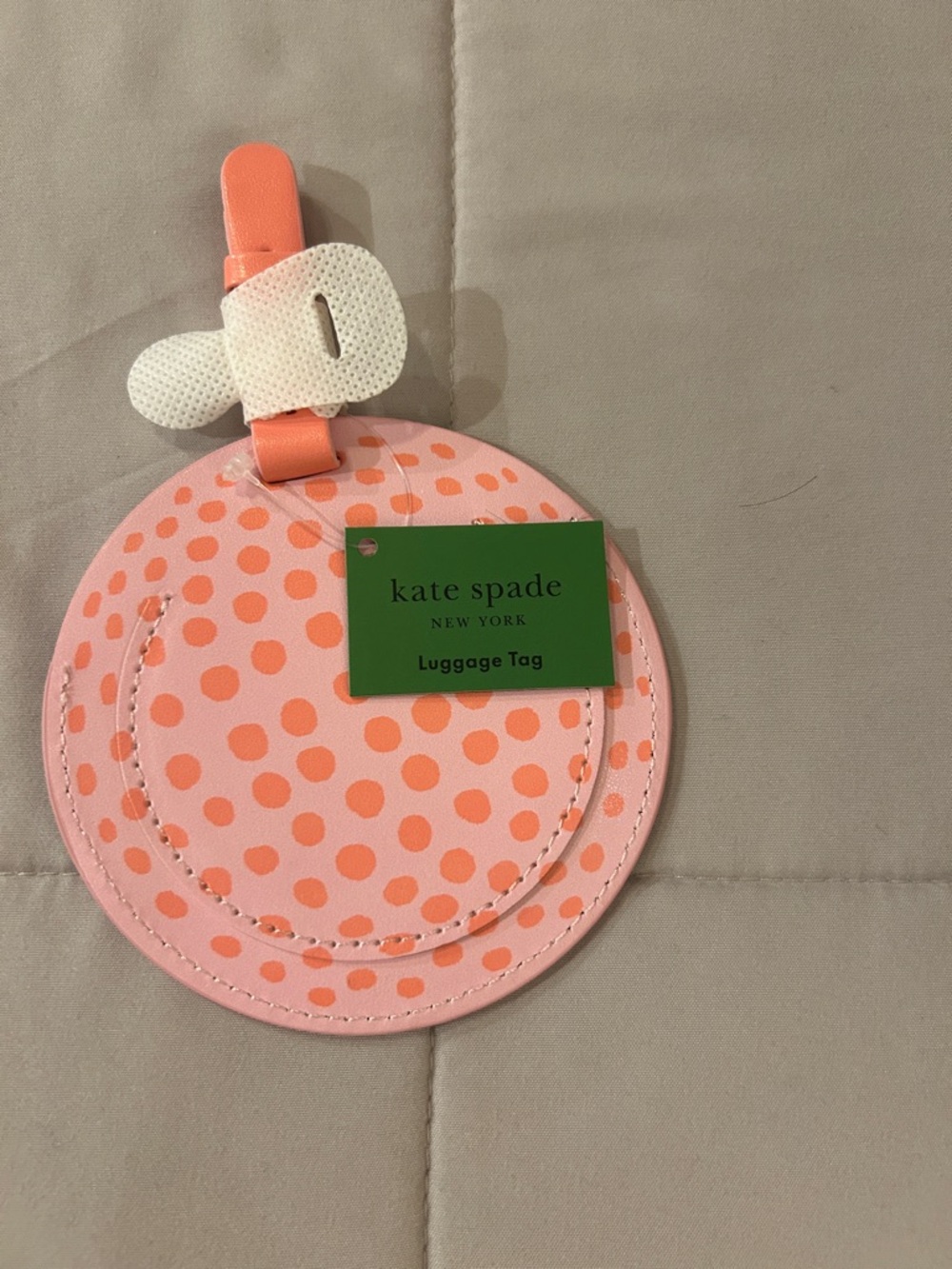 NWT Kate Spade New York Pink & Coral Polka Dot Luggage Tag Golf Ball Design - Picture 2 of 4
